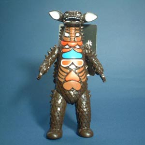 �M�����S